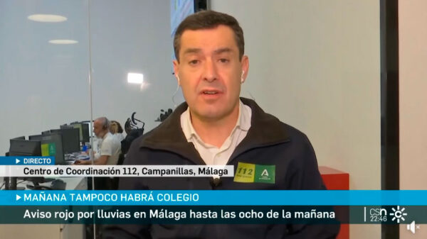 Juanma Moreno se incorporó al puesto de mando en Málaga ante DANA sobre Andalucía
