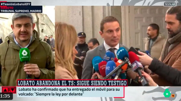 Mensajes de Lobato ante notario, la prueba de que La Moncloa diseñó la ofensiva contra Ayuso