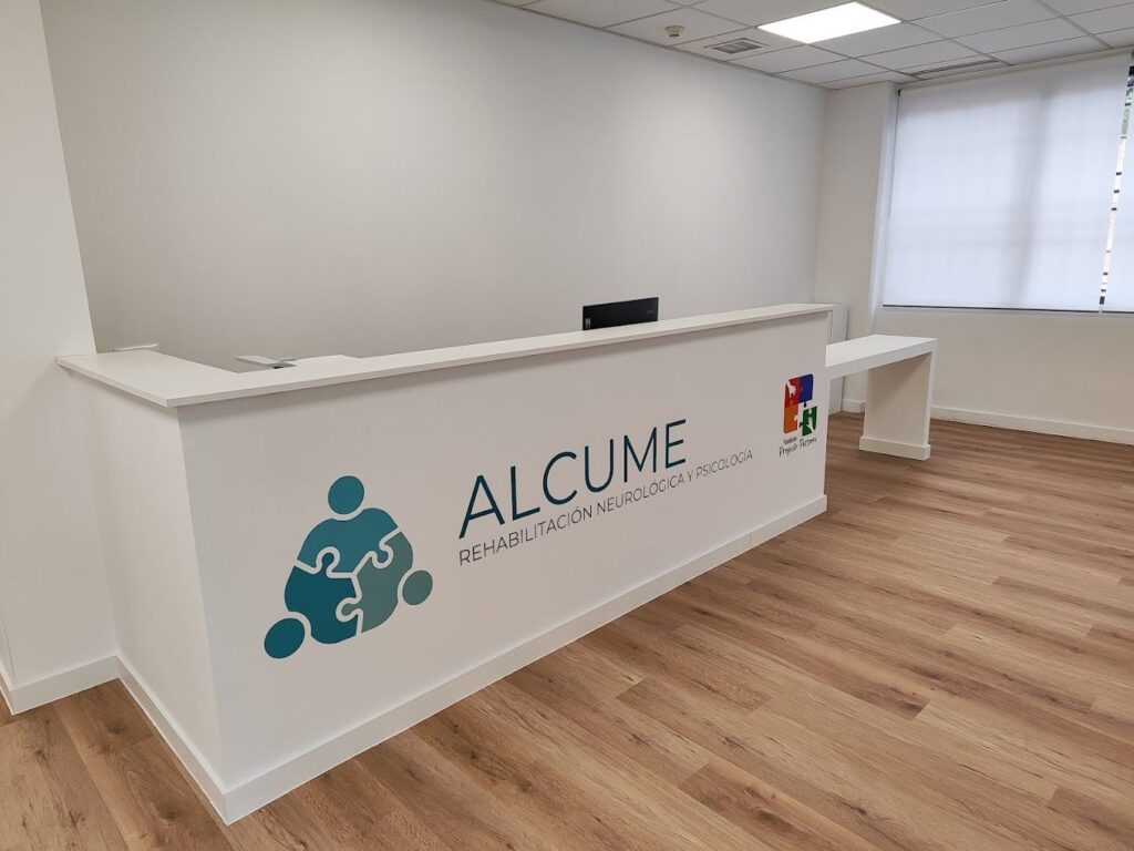 Centro Alcume desarrolla programas personalizados para la rehabilitación de lesión medular en Madrid