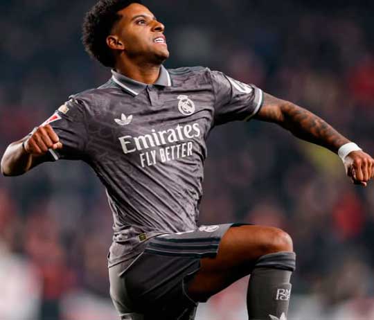 Valverde evitó con un bombazo la derrota del Real Madrid ante gran Rayo Vallecano