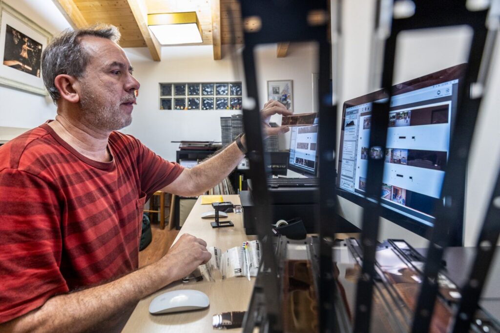 FotoScaner lleva la digitalización de imágenes y vídeos a otro nivel con técnicas avanzadas en el escáner de negativos y diapositivas