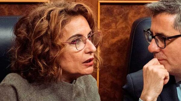 Feijóo derrota en toda línea a Sánchez en aviso de legislatura inviable y urgencia de elecciones