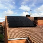 Las placas solares ahorran hasta 1.260€/año frente a las nuevas subidas de impuestos, según SotySolar