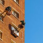 Rehabilitación de edificios modernos; soluciones verticales para espacios urbanos