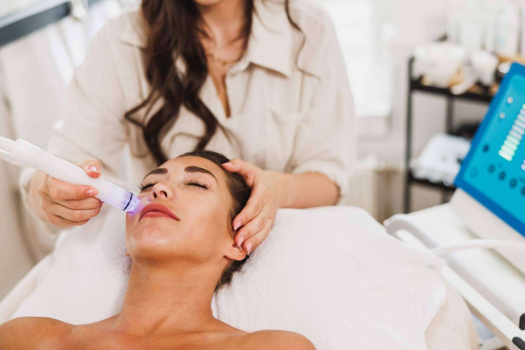 INESBE; el camino a la excelencia en estética y belleza profesional INESBE; el camino a la excelencia en estética y belleza profesional