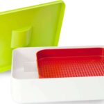 El utensilio de cocina que transforma el empanado y el rebozado, el cedazo de La Croquetera