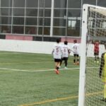 Impacto de las pantallas en la autoestima de los niños según Dolors Zapata Rojas