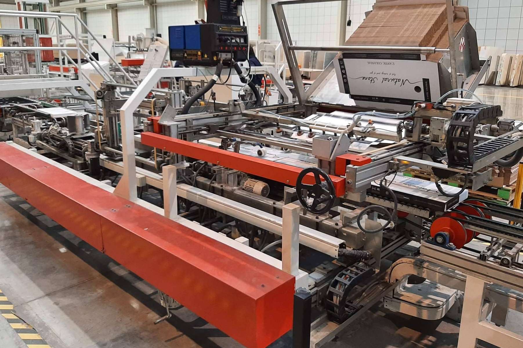 Mecanicados villarreal muestra su gama más completa de encajadoras automáticas Mecanicados villarreal muestra su gama más completa de encajadoras automáticas