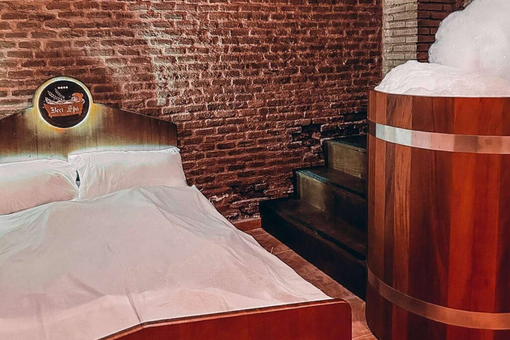 San Valentín con sabor a relax; descubrir Beer Spa en pareja