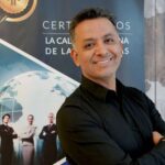 Aicad Business School otorgó 1,329 becas a estudiantes ecuatorianos a través de la SENESCYT en 2024 para impulsar carreras de última generación