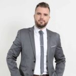 Consulta gratuita para vender la casa; Saguar Real Estate la guía hacia el éxito