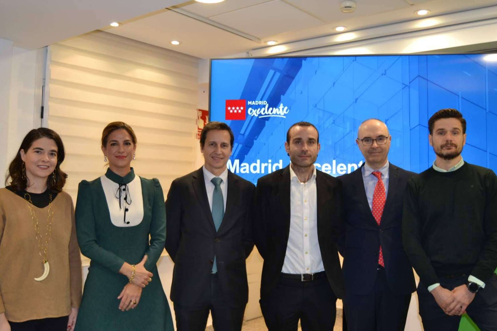 Alex Rayón abarrota el COFM en el evento de Madrid Excelente donde se puso de manifiesto la crucial colaboración público-privada Alex Rayón abarrota el COFM en el evento de Madrid Excelente donde se puso de manifiesto la crucial colaboración público-privada