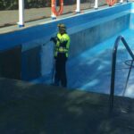 El mantenimiento de piscinas evoluciona con Galvañ Lacados y su limpieza de vapor a alta presión