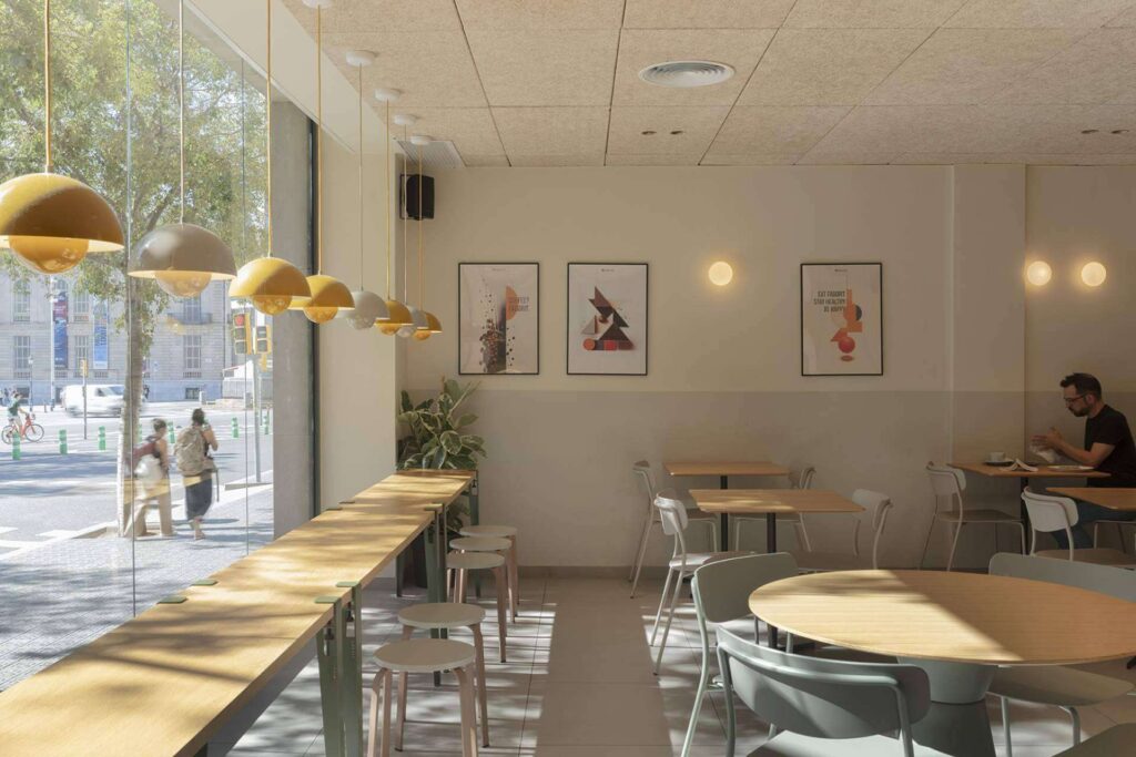 INDAStudio lidera la transformación de espacios comerciales en Barcelona con neurointeriorismo innovador