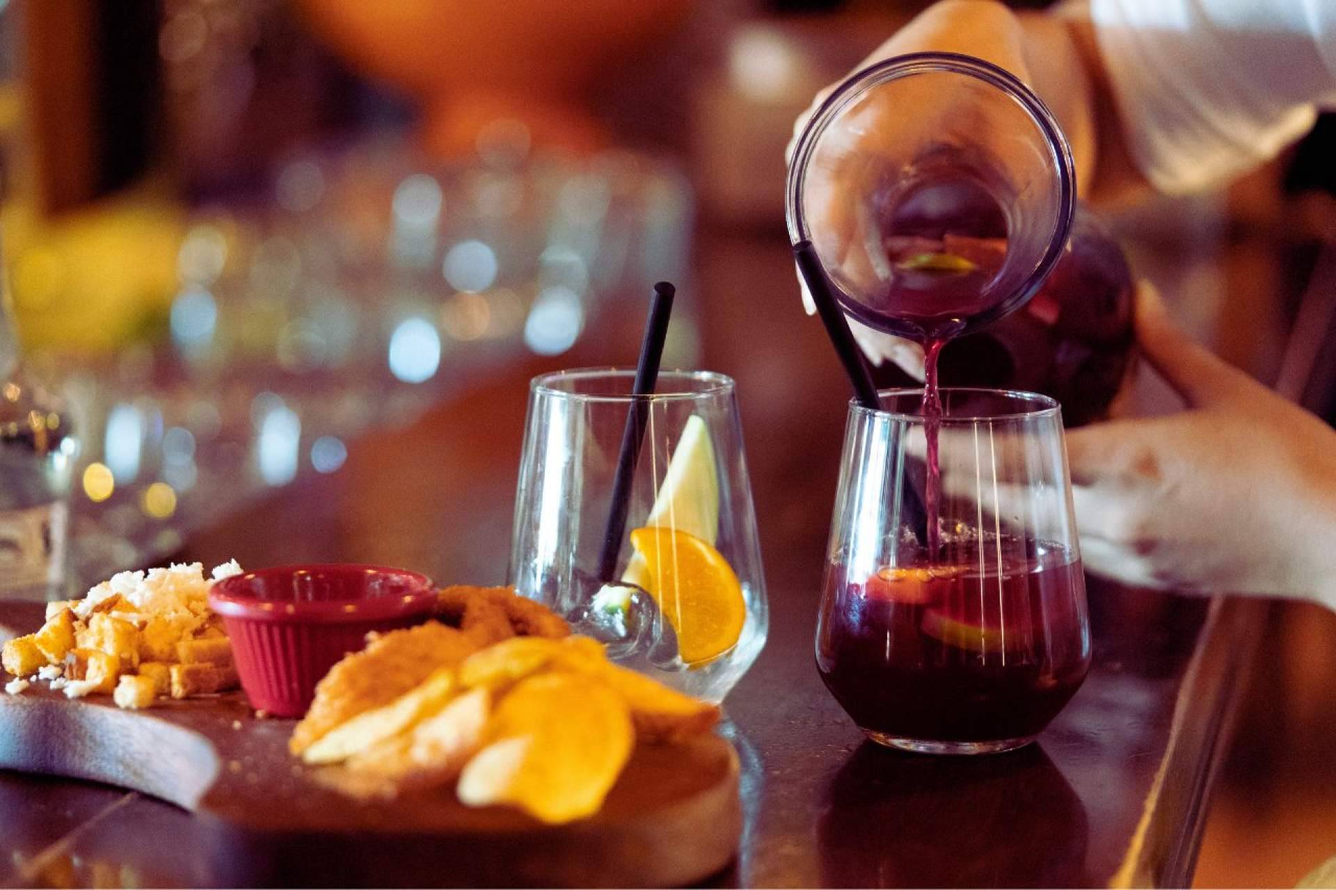 El arte de tapear como tradición viva en la gastronomía española El arte de tapear como tradición viva en la gastronomía española