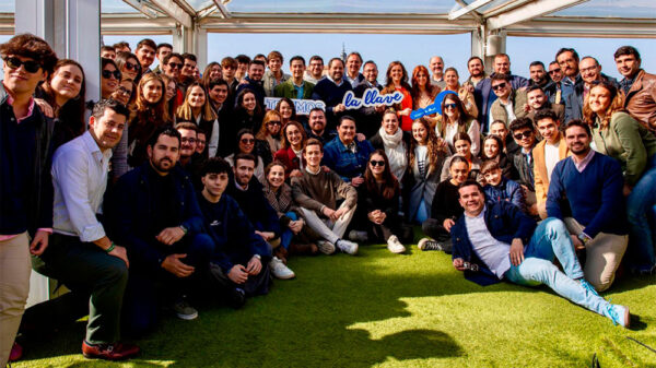 Los jóvenes estáis en la diana de los peores errores del sanchismo