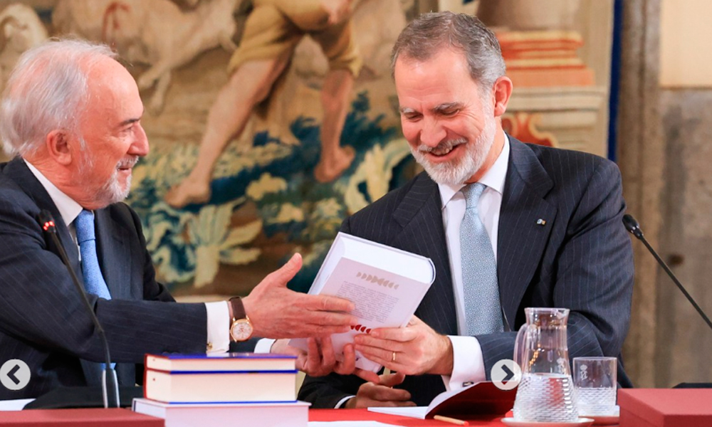 Nueva Gramática de la lengua española y el Diccionario panhispánico de dudas