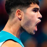 Carlos Alcaraz sofoca la sorprendente rebelión de Luca Nardi para meterse en cuartos de Doha