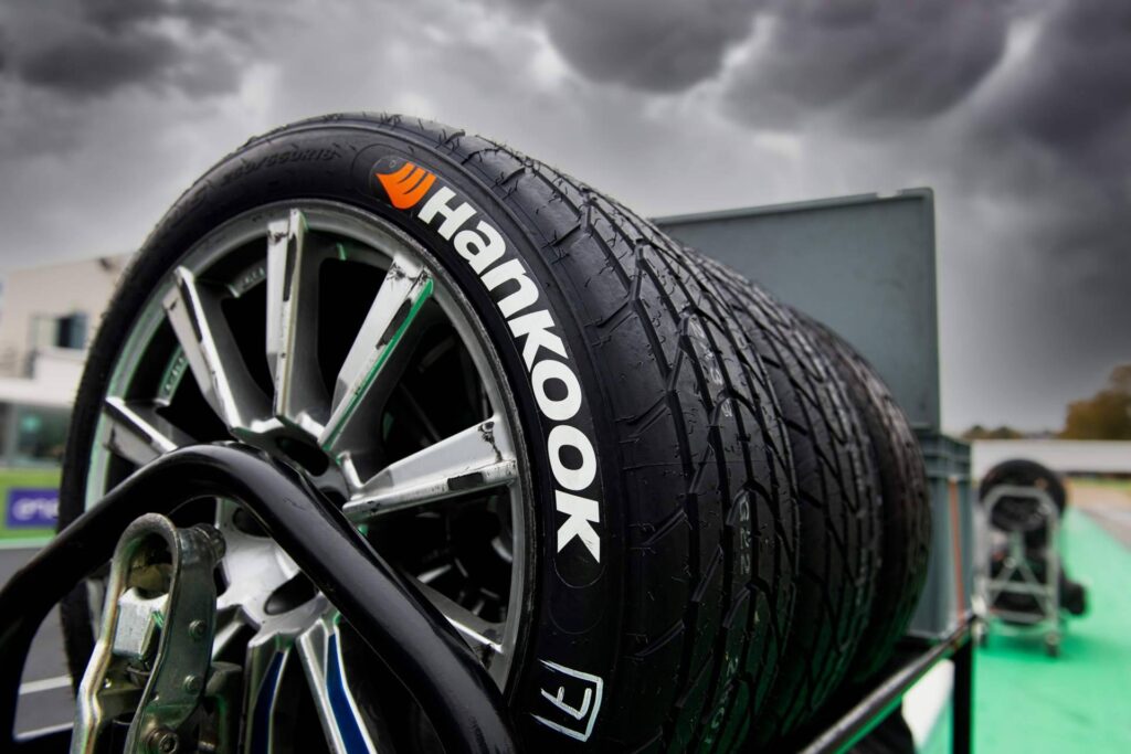 Neumáticos Hankook; innovación y rendimiento en cada trayecto