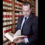 Desafío extradicional en la defensa del derecho y libertad de opinión y expresion
