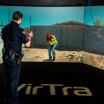Entrenamiento sin riesgos; Así revolucionan los simuladores de VirTra la seguridad y defensa