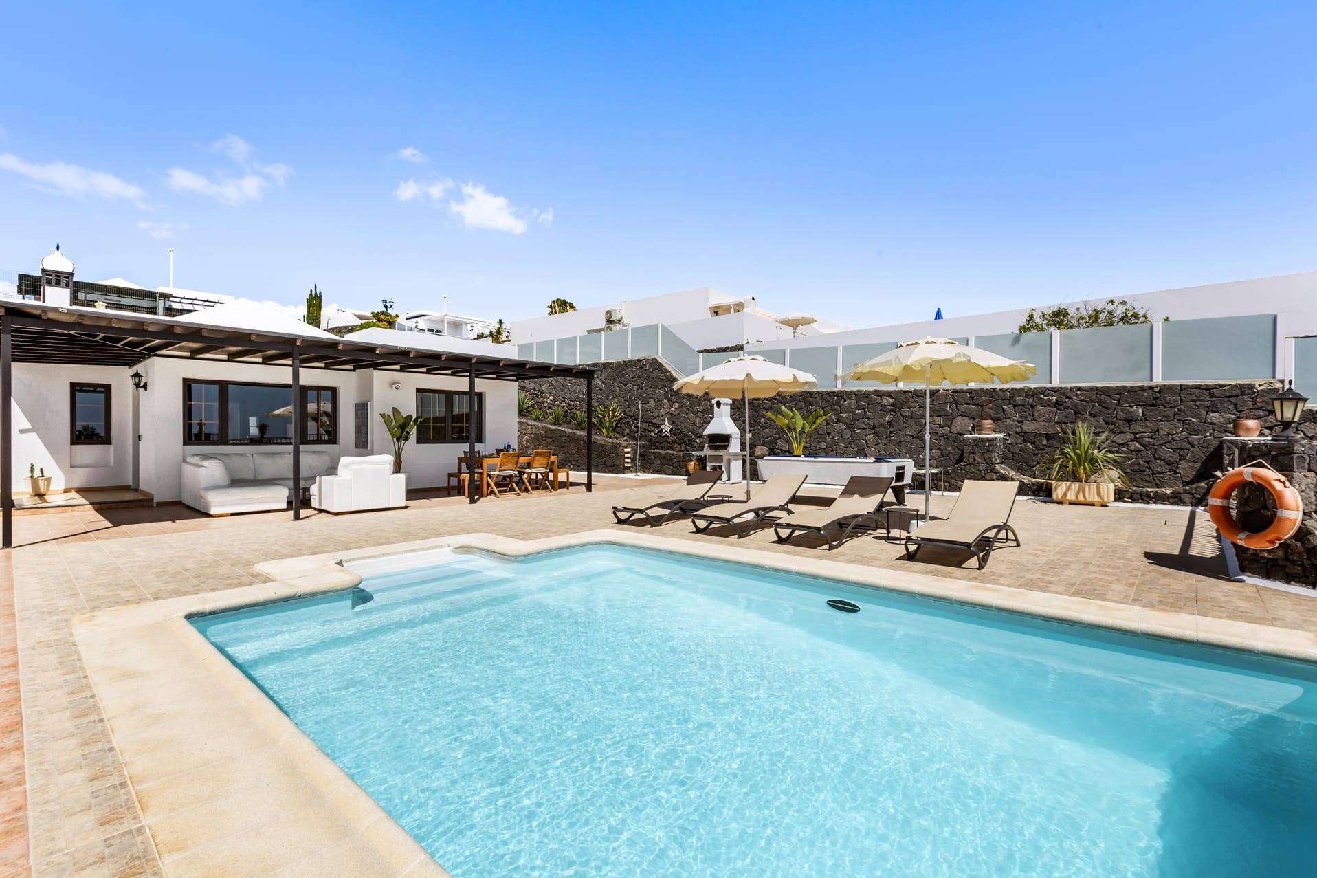 Paraíso Secreto de Lanzarote. Villas de Lujo que Dejarán Sin Aliento Paraíso Secreto de Lanzarote. Villas de Lujo que Dejarán Sin Aliento