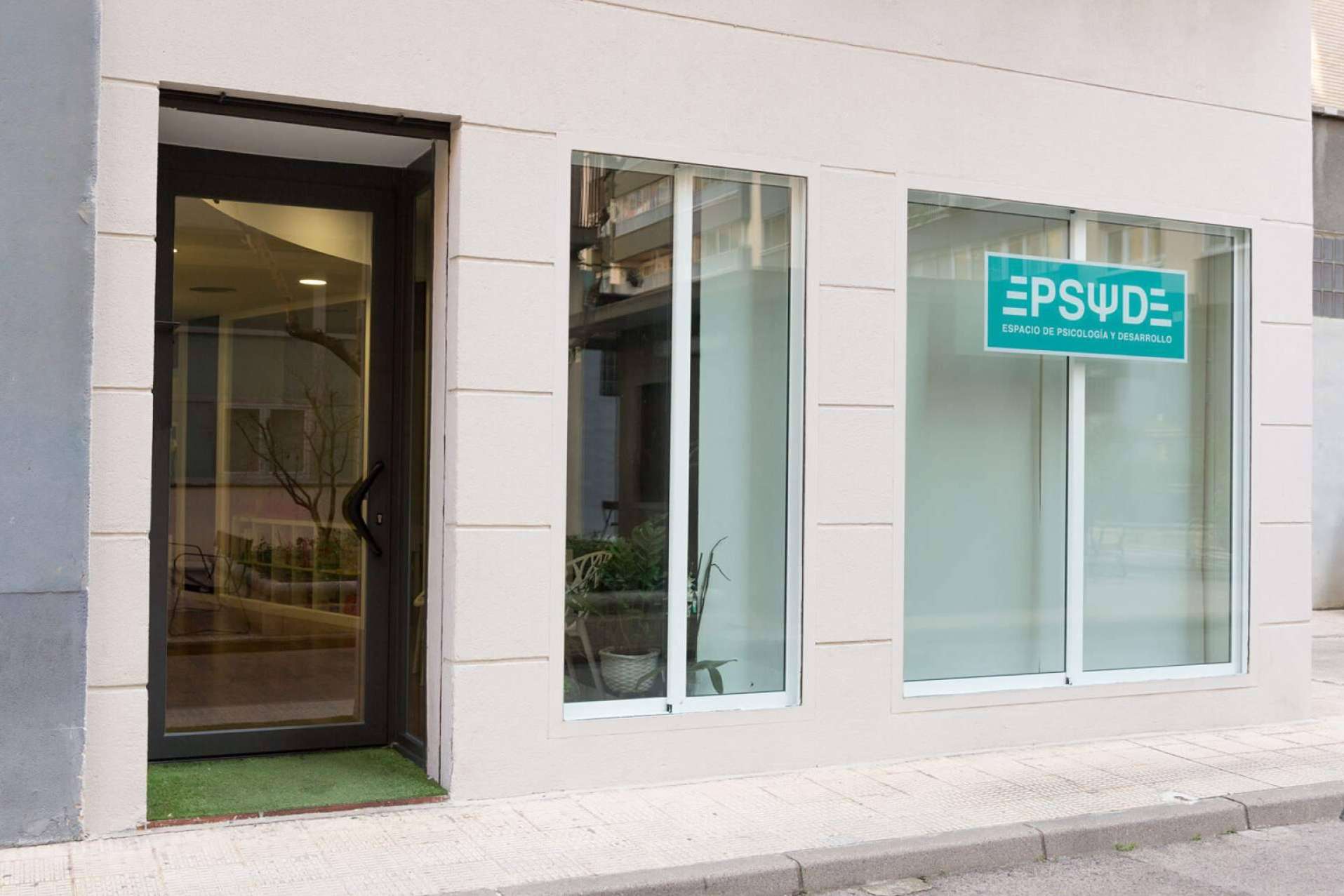 Epsyde refuerza su compromiso con el bienestar emocional ante el aumento de trastornos psicológicos Epsyde refuerza su compromiso con el bienestar emocional ante el aumento de trastornos psicológicos