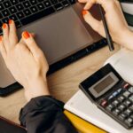 Los errores más comunes al intentar salir de deudas y cómo evitarlos
