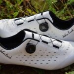 Solución para ciclistas, zapatillas de horma ancha de John Luck para rutas sin dolor