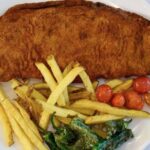 El cachopo, un plato insignia en Pasa Tapas