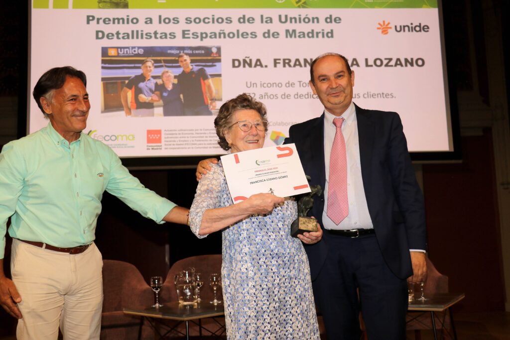 La torrelagunera Francisca Lozano, de 94 años, premio a los valores cooperativos
