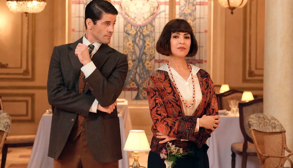 Verónica Sánchez y Luis Fernández, al frente de la ambiciosa serie La Favorita 1922 Verónica Sánchez y Luis Fernández, al frente de la ambiciosa serie La Favorita 1922