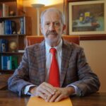 José Luis Marín responde a la crisis de orientación clínica con una formación revolucionaria