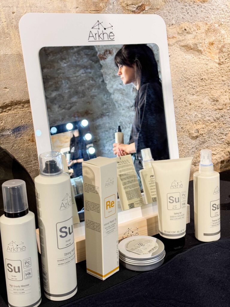 Arkhé Cosmetics, peluquería oficial del desfile de Sonia Carrasco en la Paris Fashion Week 2025