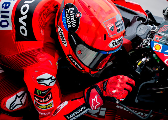 Marc Márquez lidera en la esprint de Tailandia por delante de Álex y de Bagnaia