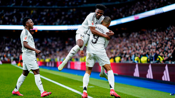 Real Madrid supera al Atlético de Madrid e iguala con FC Barcelona en afilada victoria ante Rayo Vallecano