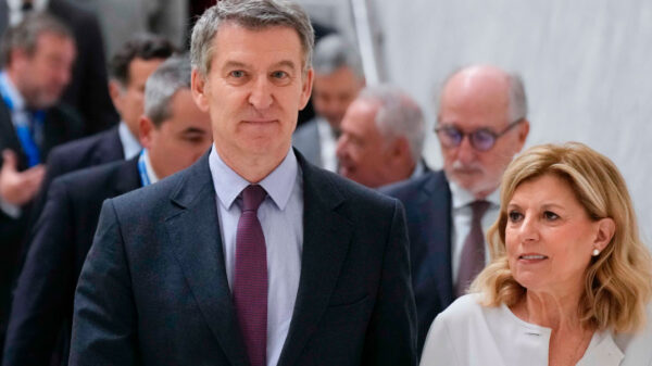 Page coincide con Feijóo y Podemos y no ve posible el plan racista de Puigdemont