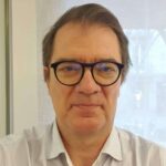 ‘Verdades y leyendas de un abogado xarnego-catalán; la crónica irreverente de la justicia y la vida.