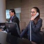 La comodidad de hospedarse cerca de los estadios y recintos de eventos
