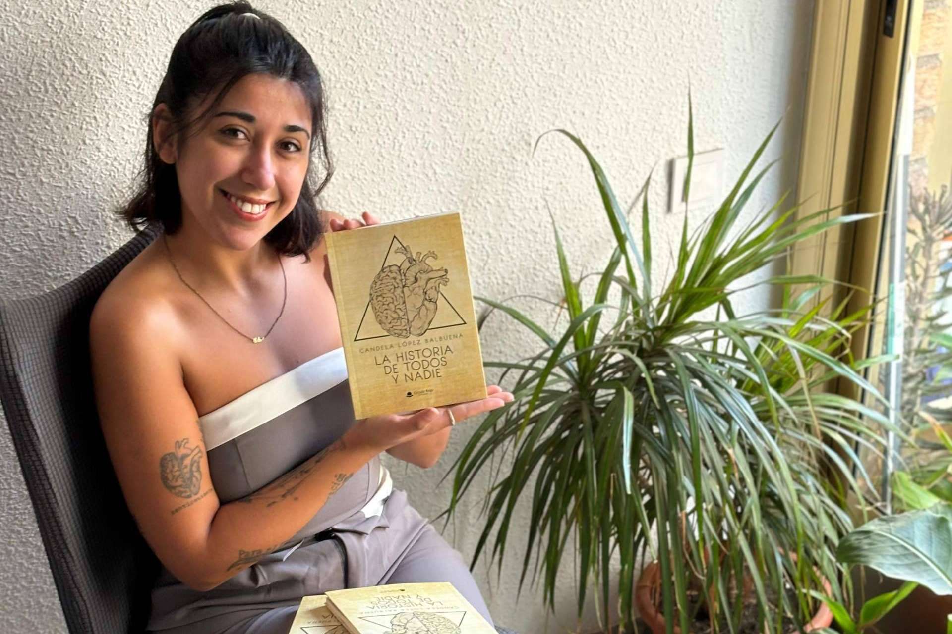 ´La historia de todos y nadie´, una novela que sumerge en los laberintos de la mente y las sombras del alma. ´La historia de todos y nadie´, una novela que sumerge en los laberintos de la mente y las sombras del alma.