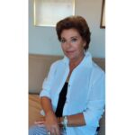 Gloria López de María Rodríguez publica ‘Morir al amanecer’, la historia de un héroe en el exilio