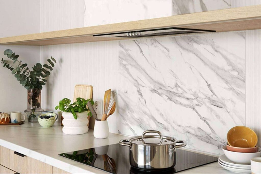 Renovar la cocina sin reformas es posible con los nuevos salpicaderos adhesivos de Printodecor