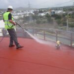Serviarnau refuerza la protección de estructuras con su limpieza mediante chorro de arena