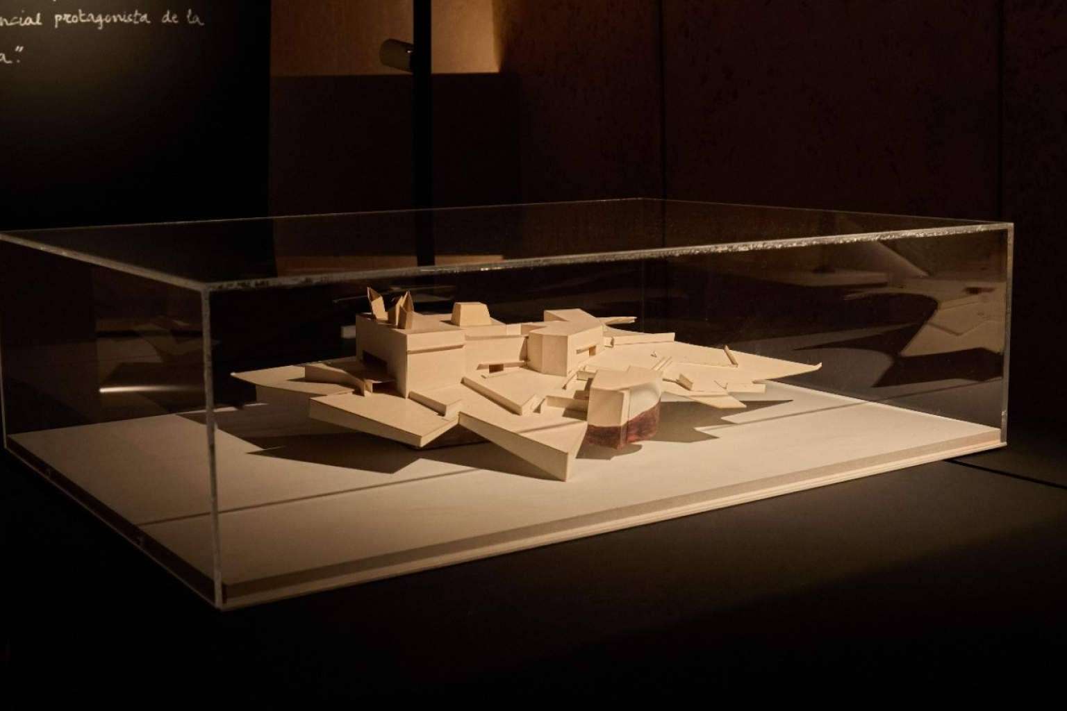 La Luz de Sáenz de Oiza; la exposición que no se debe perder si atrae la arquitectura La Luz de Sáenz de Oiza; la exposición que no se debe perder si atrae la arquitectura