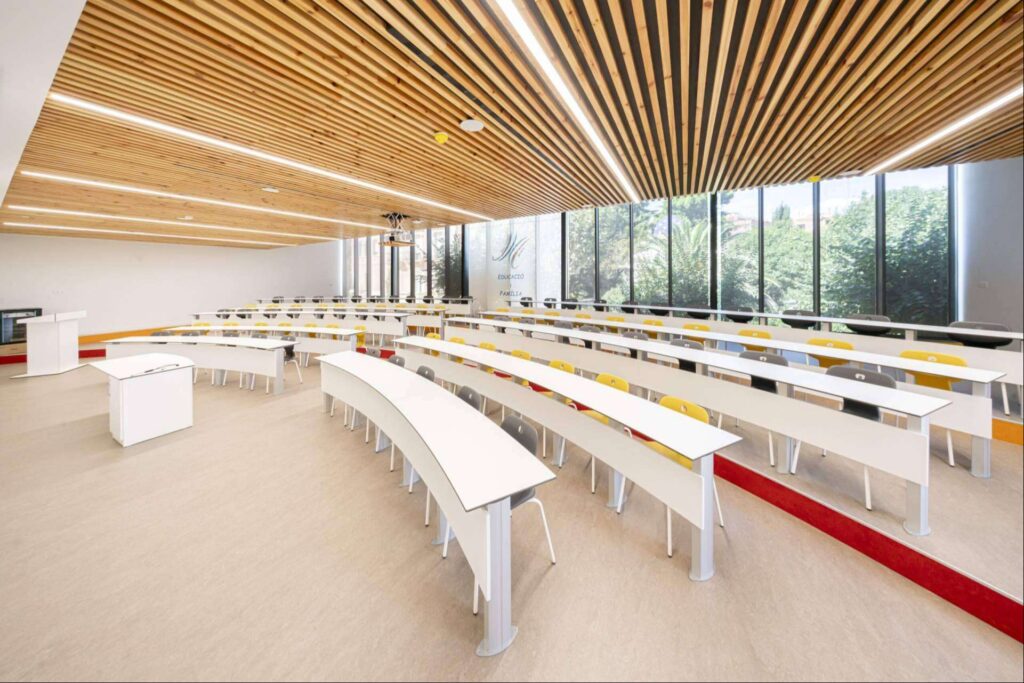 El secreto de los centros educativos mejor equipados; así es la nueva generación de mobiliario escolar