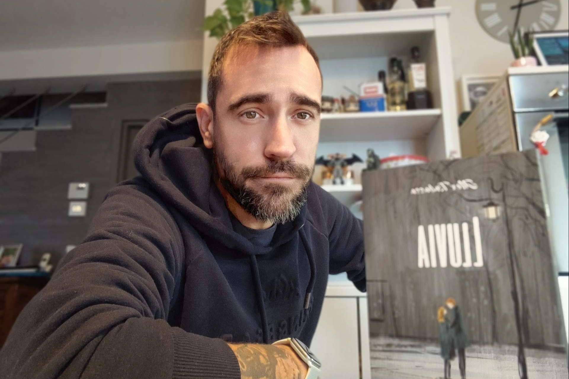 Alex Rabassa nos sumerge en las emociones humanas con su nueva novela ´Lluvia´. Alex Rabassa nos sumerge en las emociones humanas con su nueva novela ´Lluvia´.