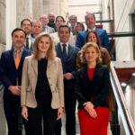Sánchez ocupado en las casas de su hermano, de Ábalos y de las amigas por catálogo Sánchez ocupado en las casas de su hermano, de Ábalos y de las amigas por catálogo