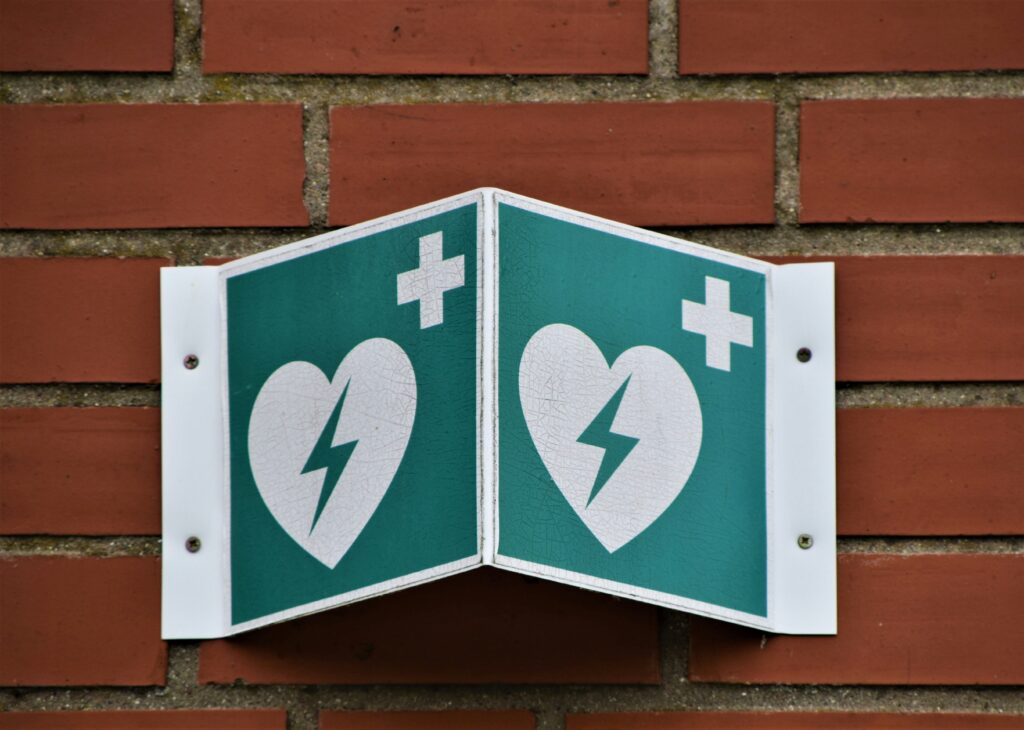 Quirón Prevención impulsa la promoción y creación de espacios cardioprotegidos en España