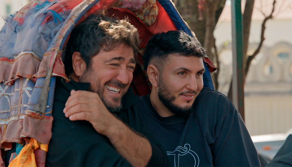 Omar Montes y TheGrefg se unen a la aventura extrema de Universo Calleja en Katmandú