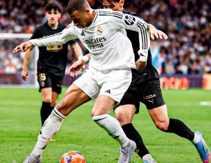 Mamardashvili, el héroe que frenó a Mbappé y logró para el Valencia un triunfo clave Mamardashvili, el héroe que frenó a Mbappé y logró para el Valencia un triunfo clave